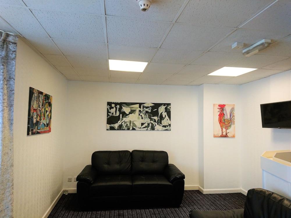 Sarum Apart-Hotel Saint Helier Jersey Екстериор снимка