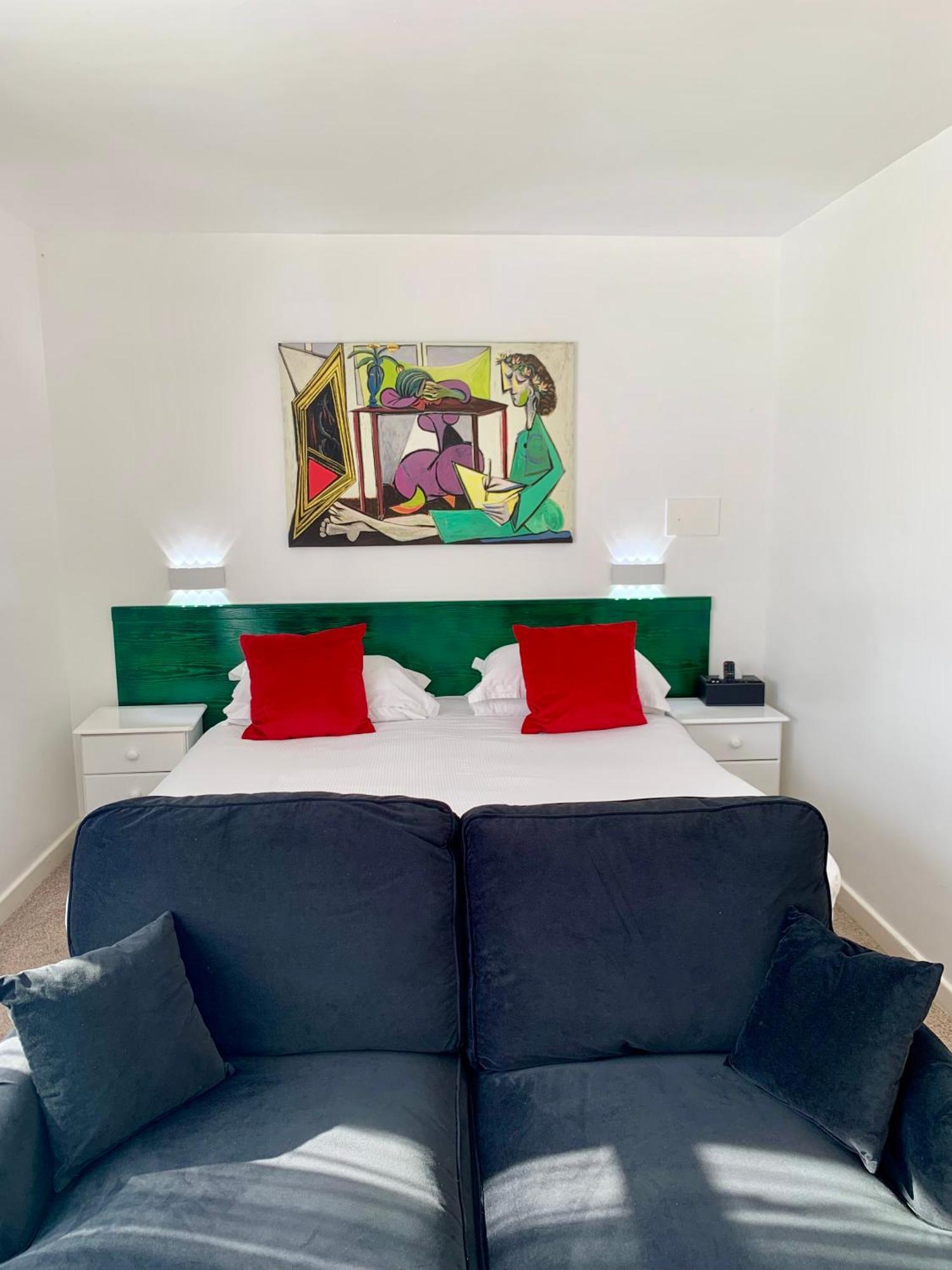 Sarum Apart-Hotel Saint Helier Jersey Екстериор снимка