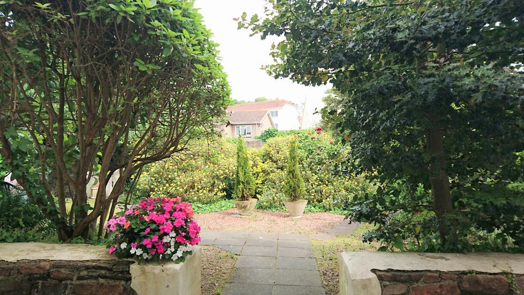 Sarum Apart-Hotel Saint Helier Jersey Екстериор снимка